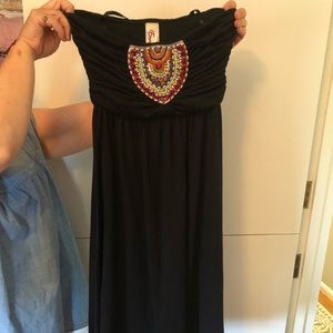 Emme lee black dress